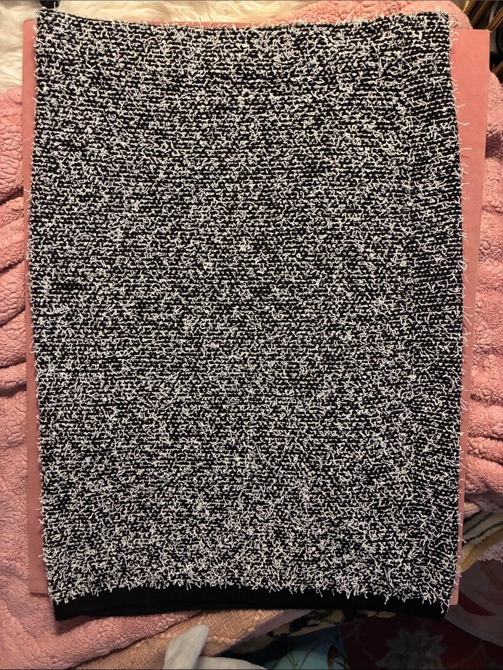 Calvin Klein Black and White Textured Tweed Pencil Skirt Sixe S